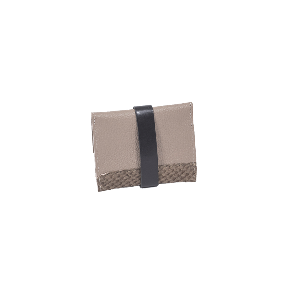 Lea cardholder